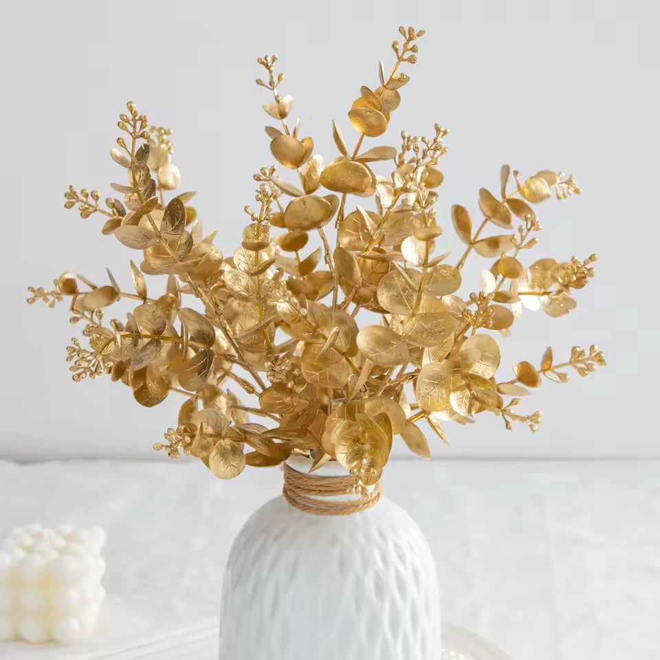 Feuilles d’eucalyptus dorées artificielles – Décoration pour la maison, table, fêtes, mariages, jardin, événements, DIY, cadeaux et scrapbooking - 100 PÇS