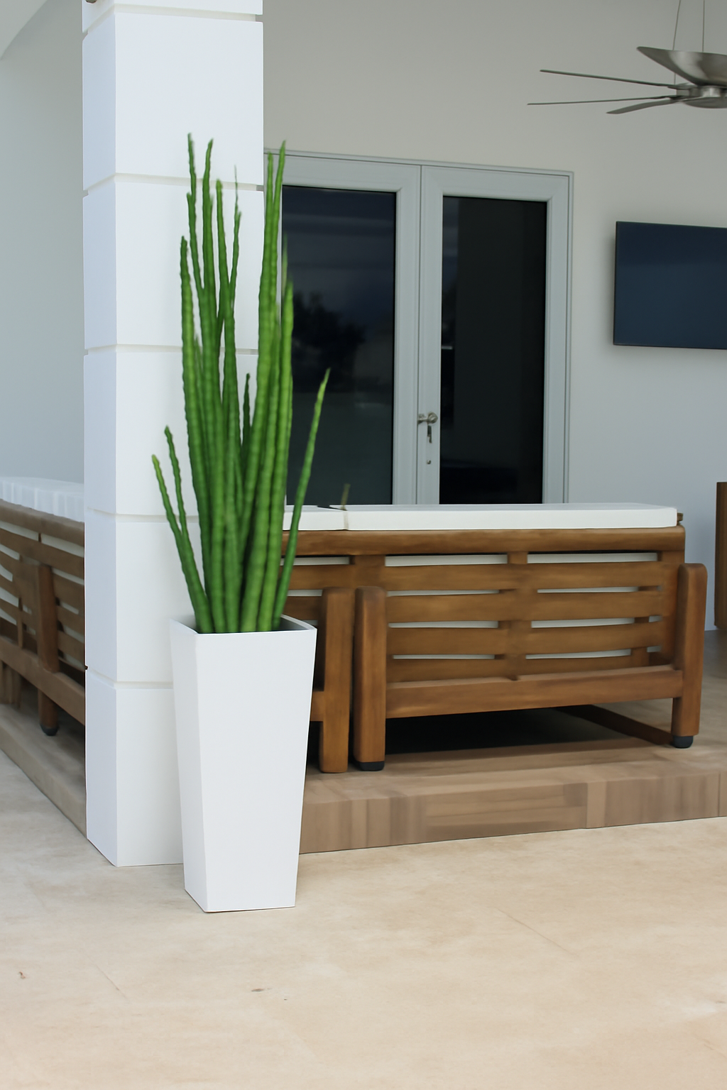 Sansevière — Collection Menton, 160 cm, blanc brillant