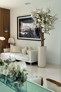 Composition Magnolia 244 cm · Édition Menton, blanc brillant